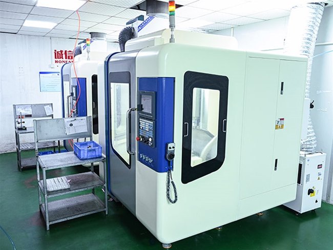 Flexible custom machining 193