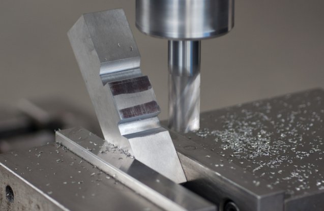 Can CNC Machines Cut Steel?