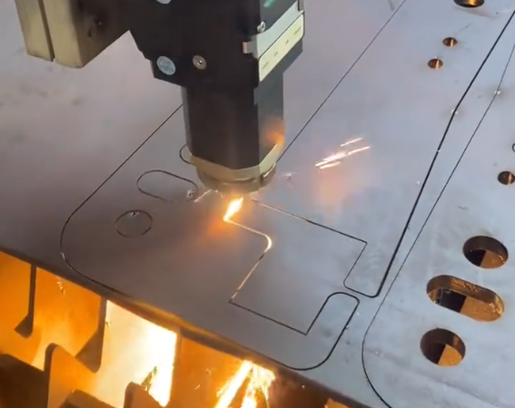 Laser cutting 2212