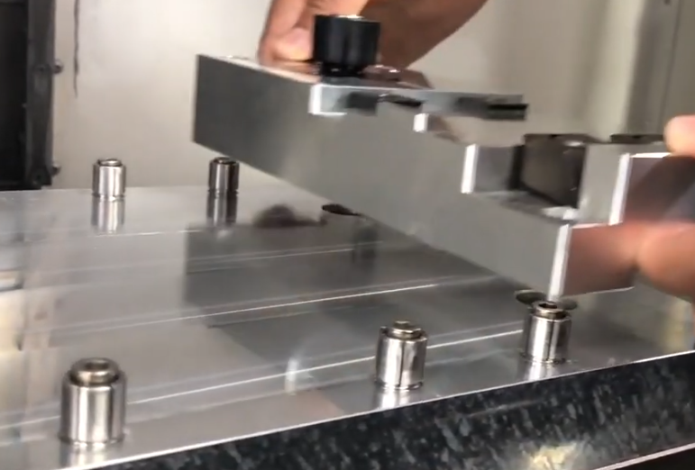 Main CNC Machine Components and Their Functions 7