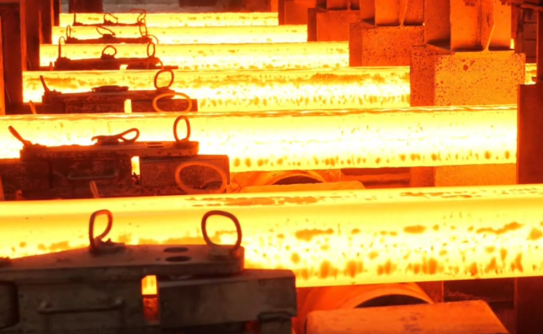 Forging and heat treatment of 50CrVA 6150 steel in an industrial furnace