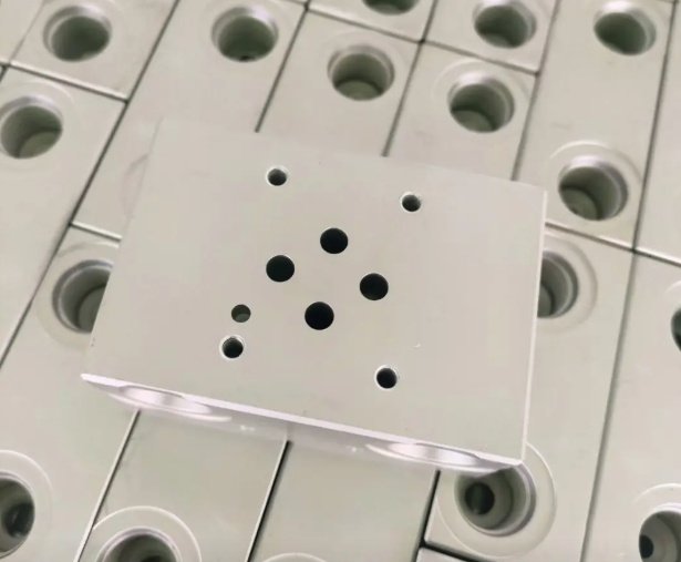 Aluminum CNC machined parts used in industrial applications