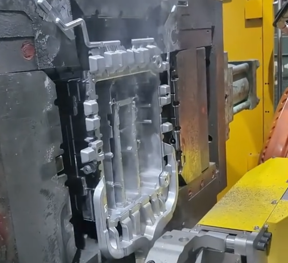 die casting in cavity part mechanical  production