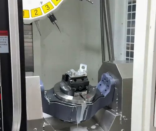 Precision CNC milling machining custom metal parts with tight tolerances