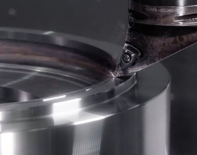 Precision CNC machining achieving micron-level tight tolerances