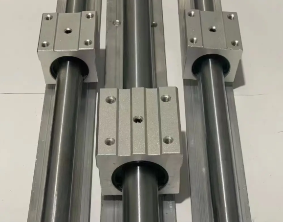 Ground precision shaft with low runout for bearing assemblies