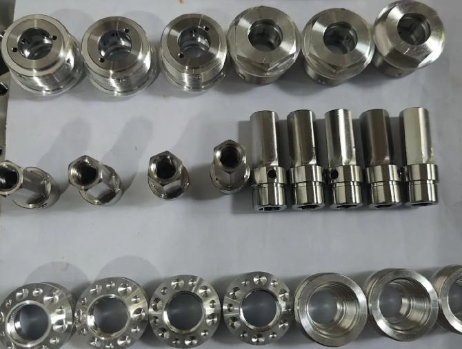Custom metal parts produced by CNC lathe machining